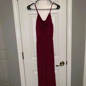 Elegant Burgundy Maxi Dress